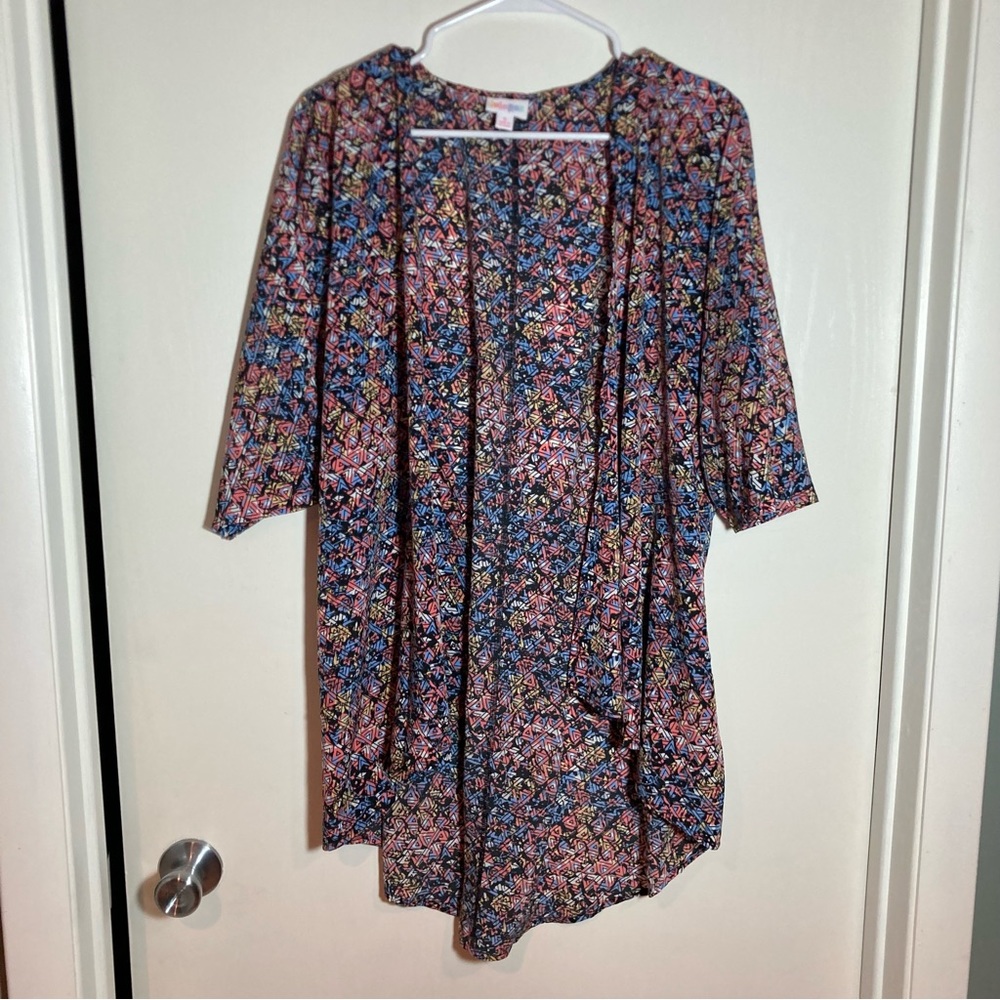Lularoe Kimono‎ small